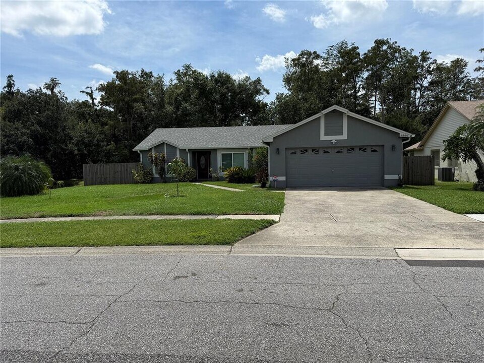 3866 Running Water Dr in Orlando, FL - Building Photo