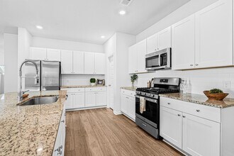 504 Minim St in Charleston, SC - Foto de edificio - Building Photo