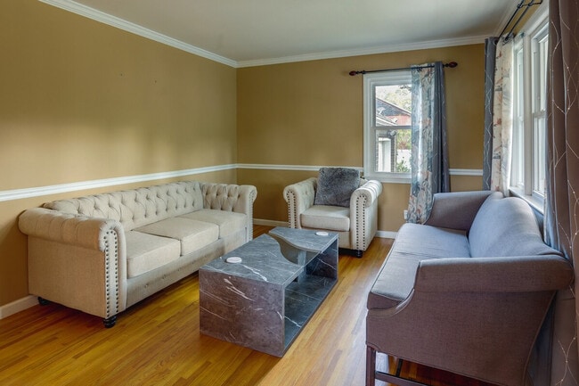 22 Clayton Ave in Monroe Township, NJ - Building Photo - Building Photo