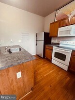 3344 E Baltimore St in Baltimore, MD - Building Photo
