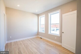 129 S 49th St in Philadelphia, PA - Building Photo - Building Photo