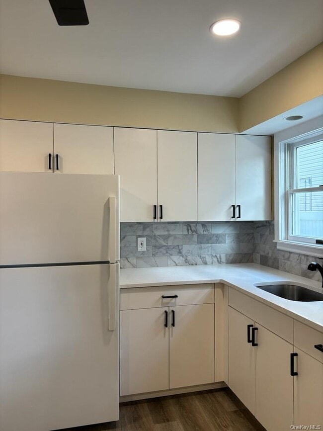 2455 Bellmore Ave in Bellmore, NY - Building Photo - Building Photo