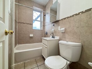 220 51st St in West New York, NJ - Building Photo - Building Photo