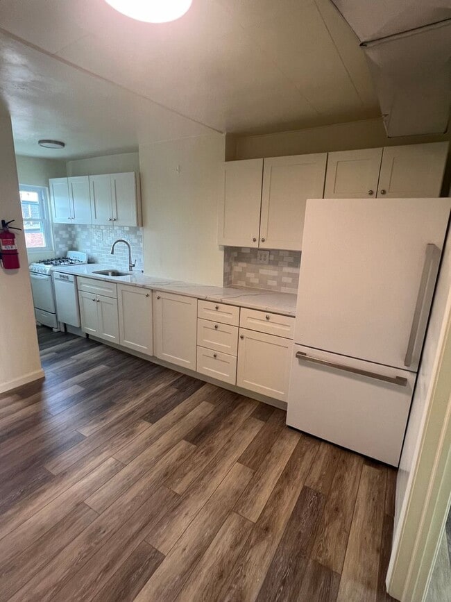 234 Meyran Ave in Pittsburgh, PA - Building Photo - Building Photo
