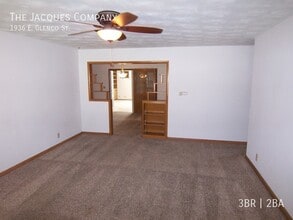1936 E Glenco St in Springfield, MO - Building Photo - Building Photo