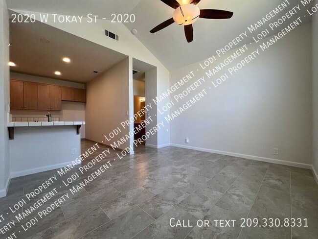 2020 W Tokay St in Lodi, CA - Building Photo - Building Photo