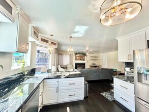7407 E Medina Ave in Mesa, AZ - Building Photo - Building Photo