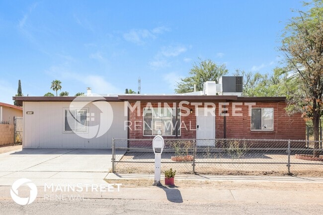 property at 2310 E Canada St