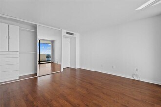 5200 N Flagler Dr in West Palm Beach, FL - Building Photo - Building Photo