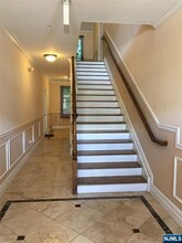 6 Hemlock Lane in Tenafly, NJ - Foto de edificio - Building Photo