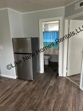 1804 James Ave, Unit 1 in Owosso, MI - Building Photo - Building Photo