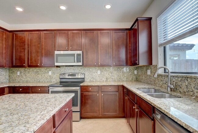 property at 8834 Willow Cove Ln
