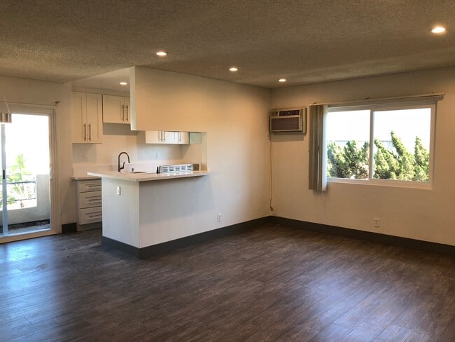3611 Mentone Ave, Unit 5 in Los Angeles, CA - Building Photo - Building Photo