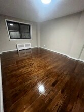 110 Washington St in East Orange, NJ - Foto de edificio - Building Photo