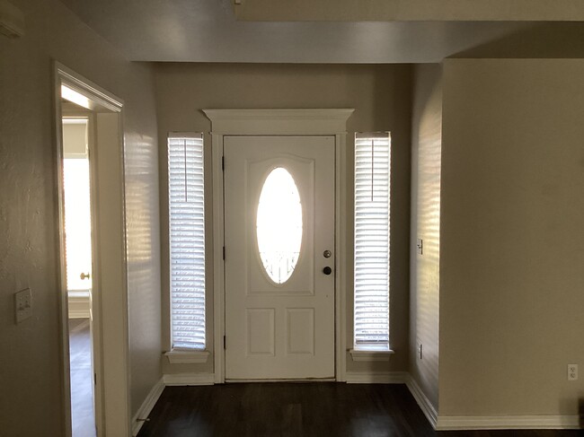 4713 Fawn Run Dr in Yukon, OK - Building Photo - Building Photo