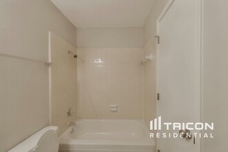 6217 Old Mill Cir in Watauga, TX - Building Photo - Building Photo