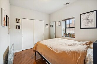 1722 W Ohio St, Unit 2 in Chicago, IL - Building Photo - Building Photo