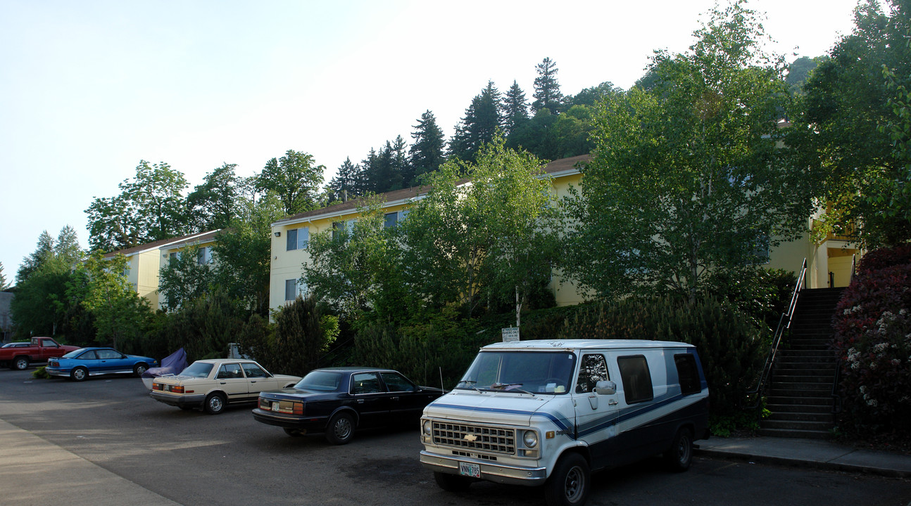 Mary Skinner Apartments ( Orig. Skin in Eugene, OR - Building Photo