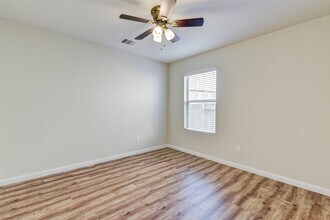 1911 Helvick Blvd in Houston, TX - Building Photo - Building Photo