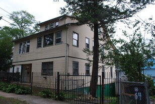 56-58-58 Pine Grove Terrace in Newark, NJ - Building Photo