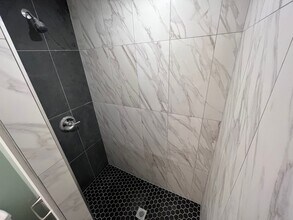 6572 Kelsey Point Cir in Alexandria, VA - Building Photo - Building Photo