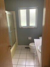 1861 Hove Rd in Columbus, OH - Building Photo - Building Photo