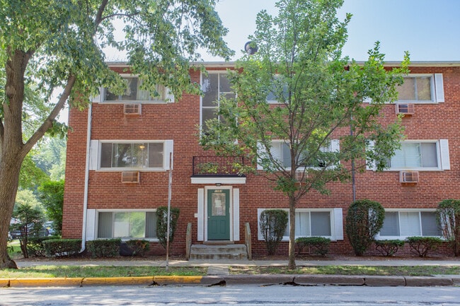 property at 1103 Washington Blvd