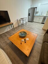 2590 First St in Ft. Myers, FL - Foto de edificio - Building Photo