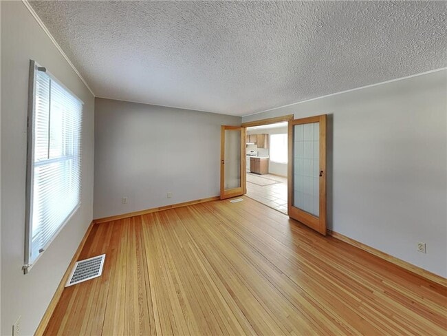 2605 Eastman Dr in St. Paul, MN - Building Photo - Building Photo