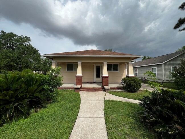 property at 741 13th St