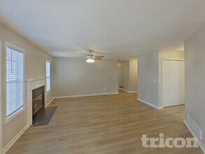 208 Winchester Dr in Villa Rica, GA - Building Photo - Building Photo