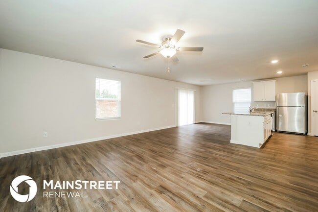 2210 Ram Rd in Greensboro, NC - Foto de edificio - Building Photo