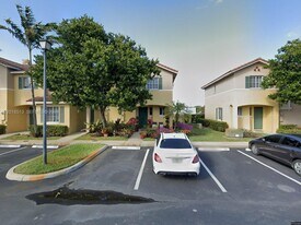 6081 SW 19th St in North Lauderdale, FL - Building Photo