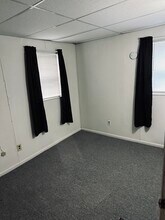 108 E Woodbury St, Unit Apt. 1 in Macomb, IL - Building Photo - Building Photo