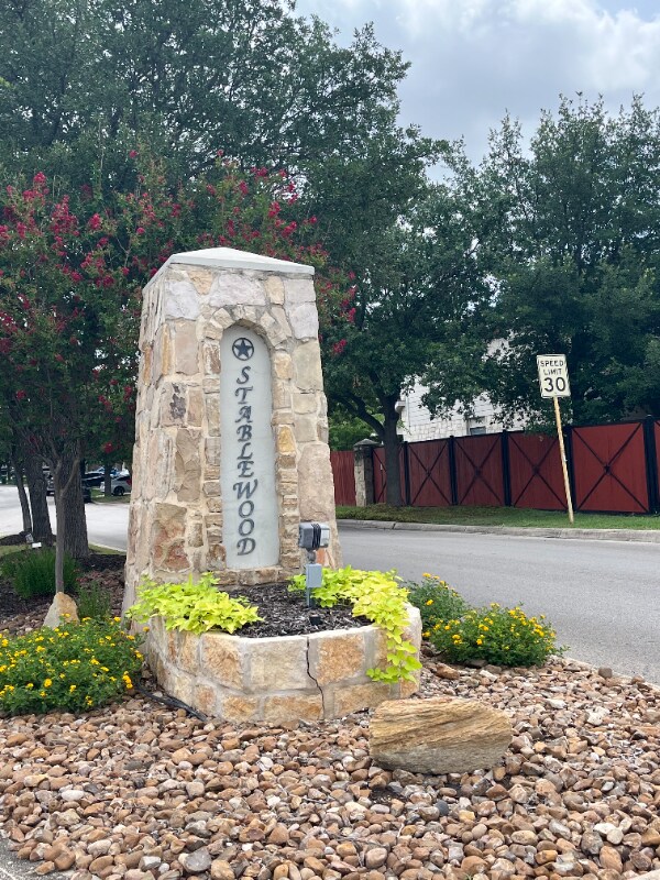 551 Bridle Ridge in San Antonio, TX - Building Photo - Building Photo