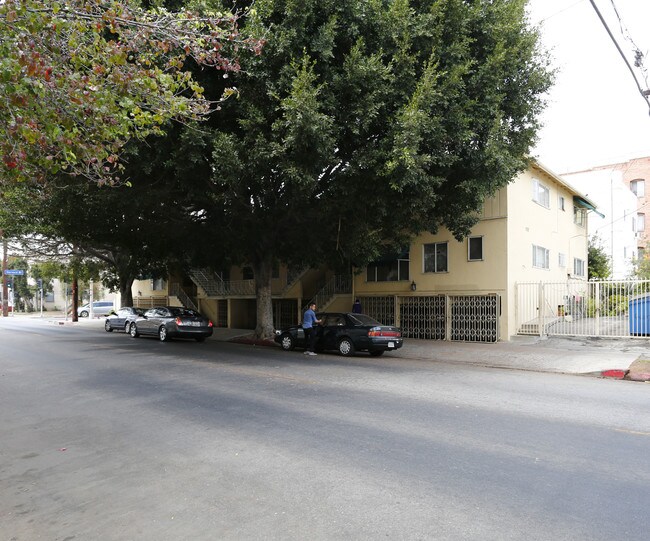 3321 James M Wood Blvd in Los Angeles, CA - Foto de edificio - Building Photo