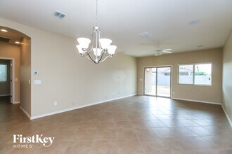 625 W Mangrove Rd in San Tan Valley, AZ - Foto de edificio - Building Photo