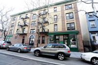 221 Court St in Brooklyn, NY - Foto de edificio - Building Photo