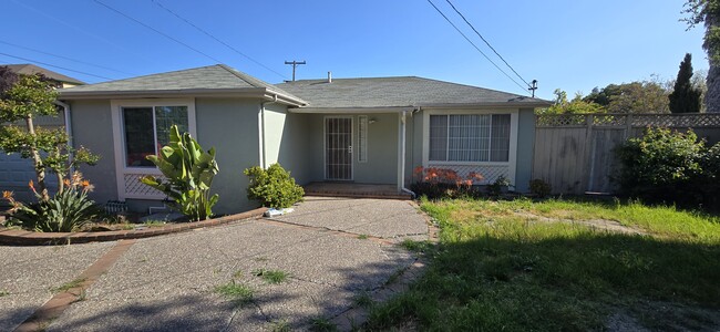 property at 4947 San Pablo Dam Rd