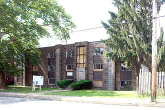 5620 Rippey St in Pittsburgh, PA - Building Photo - Building Photo