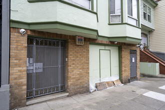 777 7th Ave in San Francisco, CA - Foto de edificio - Building Photo