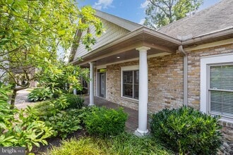 163 High Pointe Dr in Hummelstown, PA - Building Photo - Building Photo