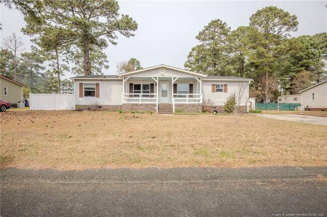 2428 O'Hara Dr in Raeford, NC - Building Photo - Building Photo
