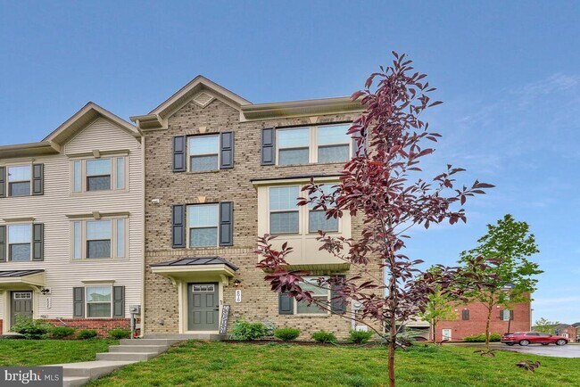8010 Robinson Mnr Rd in Brandywine, MD - Building Photo - Building Photo