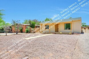 1520 E Silver St in Tucson, AZ - Building Photo