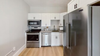 44 Guild St, Unit #1 in Boston, MA - Building Photo