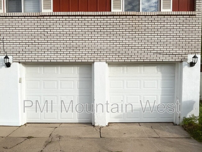 698 Doren Dr in South Ogden, UT - Foto de edificio - Building Photo
