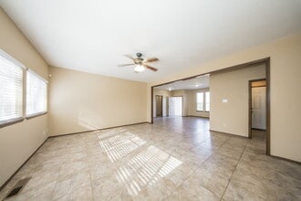 11840 SW 3rd Terrace in Yukon, OK - Building Photo - Building Photo