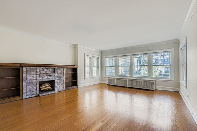 6712 N Maplewood Ave in Chicago, IL - Building Photo - Building Photo