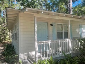 15750 Scenic Hwy 98 in Fairhope, AL - Building Photo - Building Photo